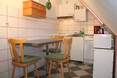 Casa di campagna vicino al laghetto FeWo green