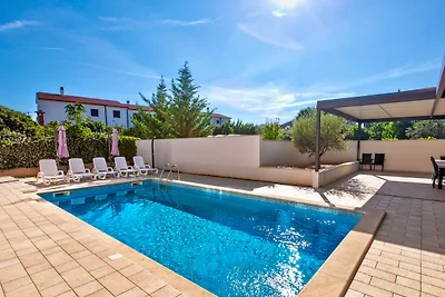 Villa Suzy - Fur 12 Personen