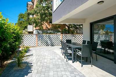 Villa Delfin
