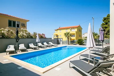 Villa Histra