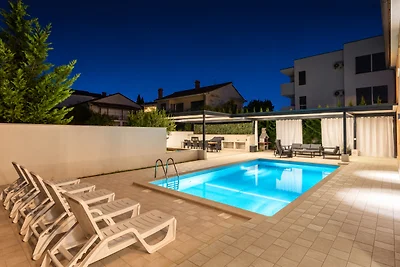 Villa Suzy - Fur 12 Personen
