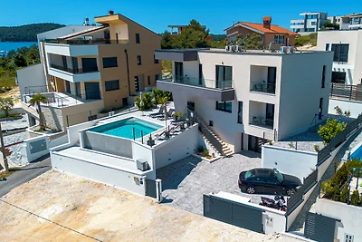 Villa Delfin