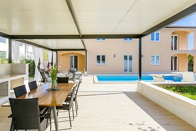 Villa Suzy - Fur 12 Personen