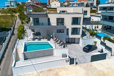 Villa Delfin