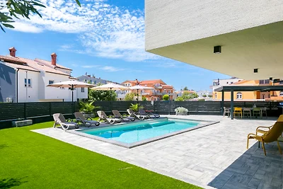 Villa Mila with Pool
