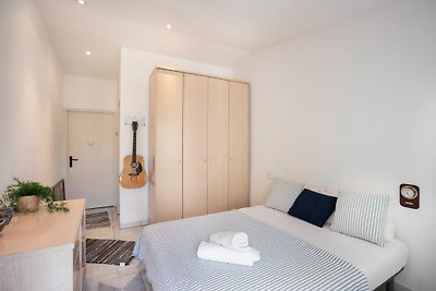 2025 House with 3 bedrooms