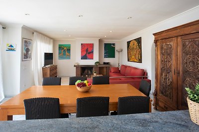 2025 House with 3 bedrooms