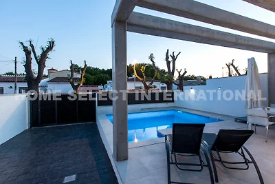 2012 Villa Montseny Empuriabrava