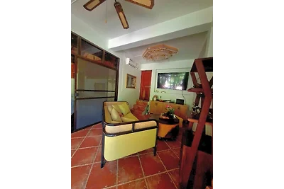 Jungle House Beatrix