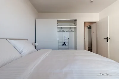 Lovina Beach House Urban Home Stay