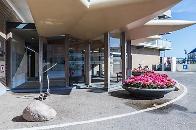 Lovina Beach House Urban Home Stay