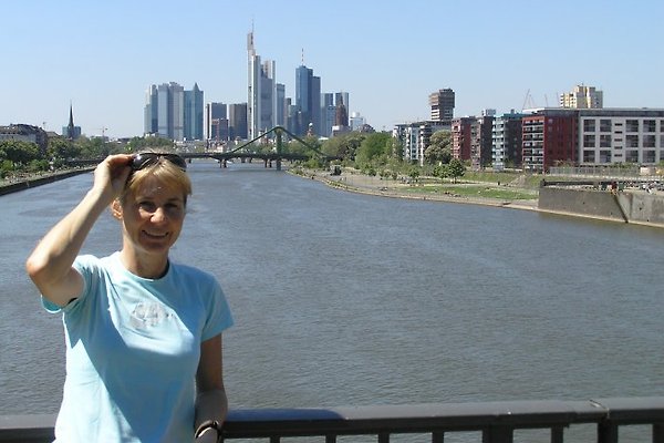 Frau B. Laniewski Frau B. Laniewski