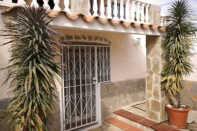 Villa Laura-sonnige Oase