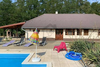 Landhaus Karina mit Pool