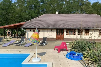 Landhaus Karina mit Pool