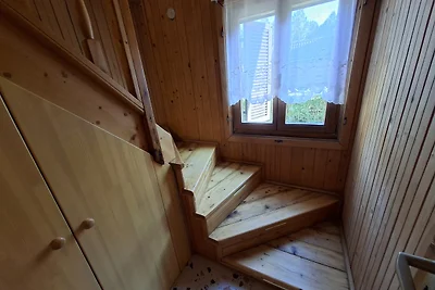 Tilla kinderfreundliches Holzhaus