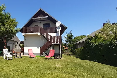 Haus Diana mit Hund