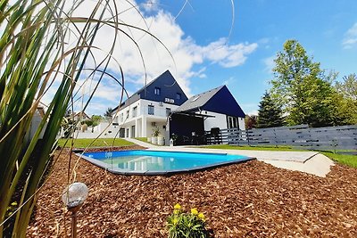 Ferienhaus BICHON mit Poolbenutzung