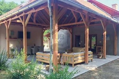 CSERKE Ferienhaus mit Pool