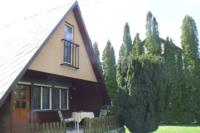 Holzhaus Vitorlás nah zum Balaton