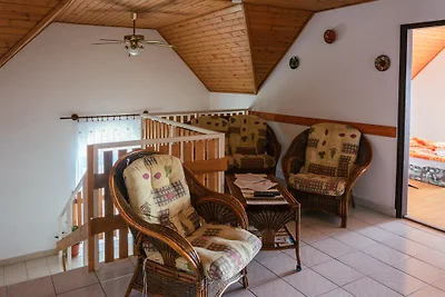 Casa di vacanza VIVIEN con piscina