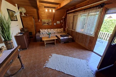 Holzhaus Vitorlás nah zum Balaton
