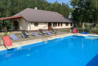 Landhaus Karina mit Pool