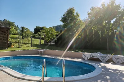 Tubi Resort mit Pool am Balaton