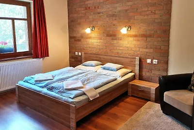 Tubi Resort mit Pool am Balaton