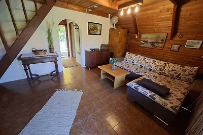 Holzhaus Vitorlás nah zum Balaton