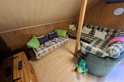 Tilla kinderfreundliches Holzhaus