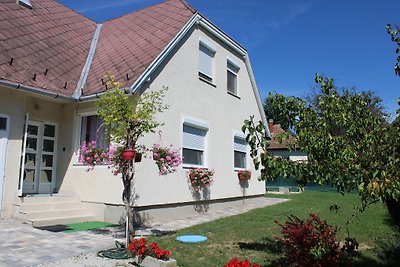 Klara Ferienhaus mit Pool