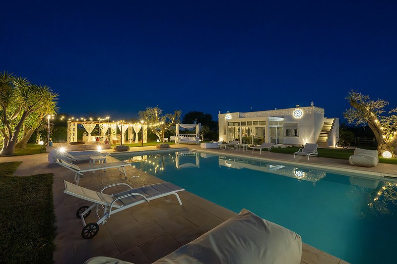 Trulli Le Pupe - Splendido resort in Puglia composto da 4 trulli e una lamia, costruzioni tipiche della zona