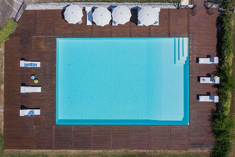 Villa Monica -Villa privata con piscina nelle Marche
