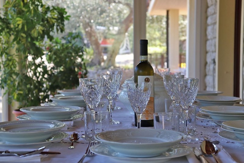 Villa Luisa-Veranda zum Abendessen oder Mittagessen im Freien