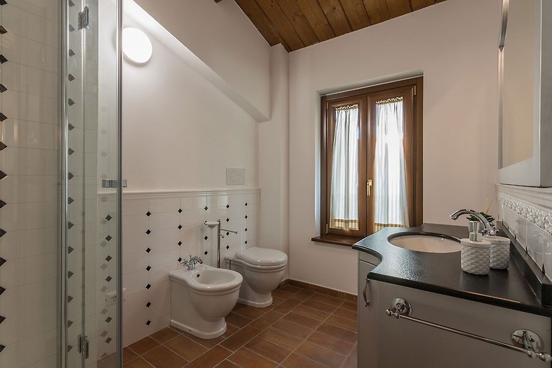 Villa Flavia - Badezimmer mit Dusche