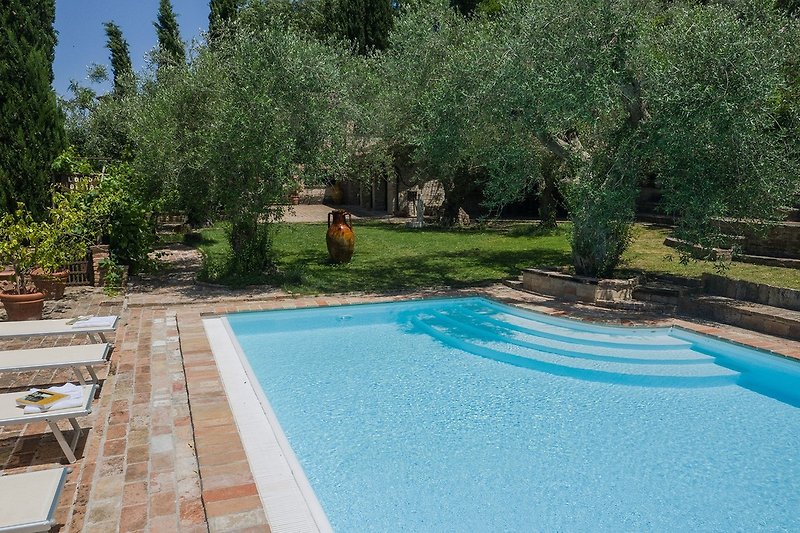 Villa Cavalli - magnificent pool in the nature (14x7)