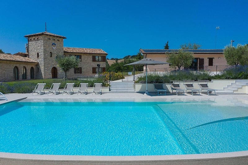 Villa Flavia - Villa mit Privatschwimmbad