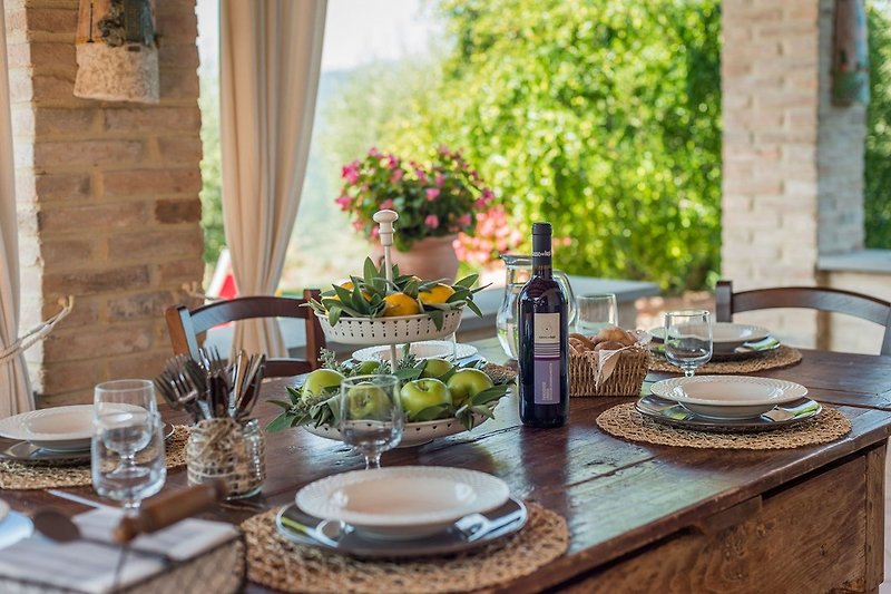 Villa Doriana - equipped porch for outdoor lunches and dinners