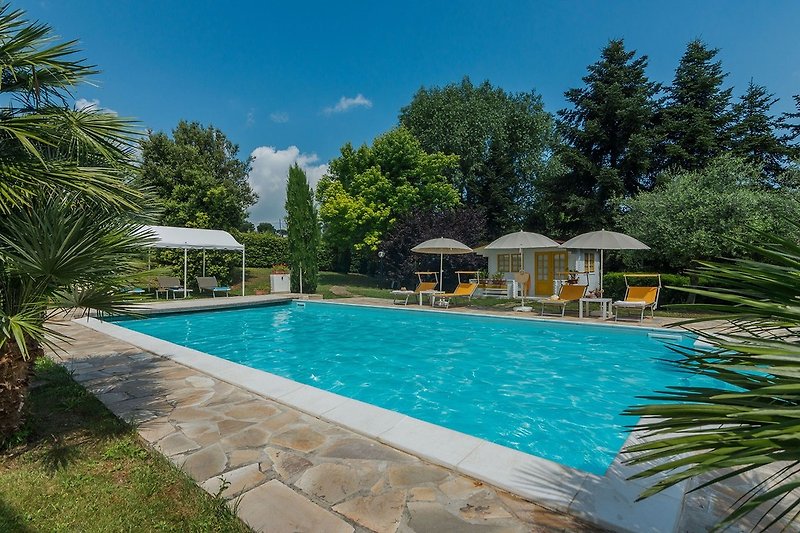Villa La Capuccina - ausgestatteter Pool (12x5,5)