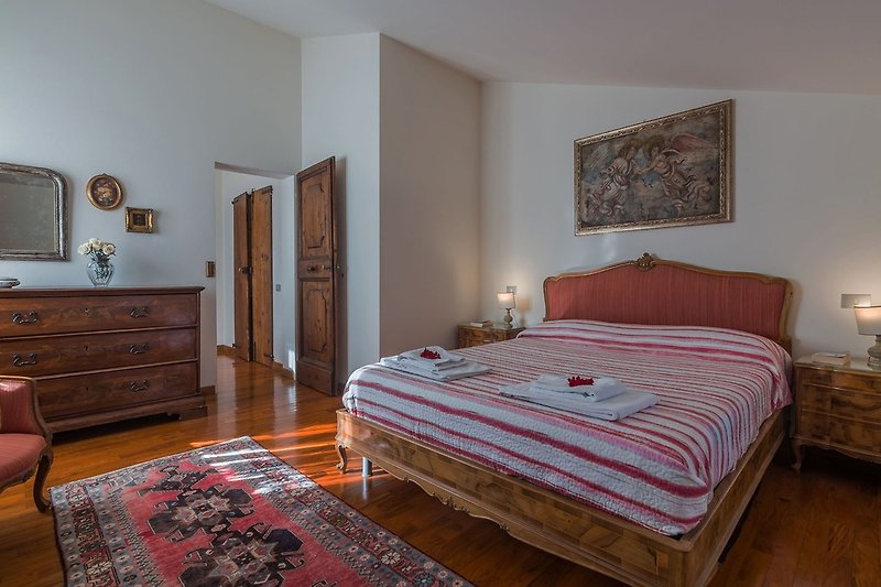 Villa Panorama - Schlafzimmer mit Doppelbett