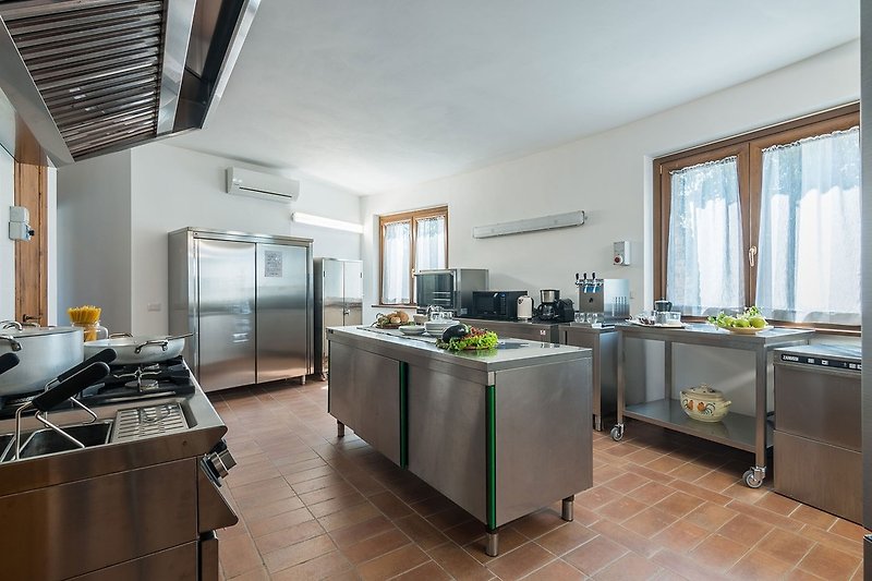 Villa Flavia - Equipped professional kitchen