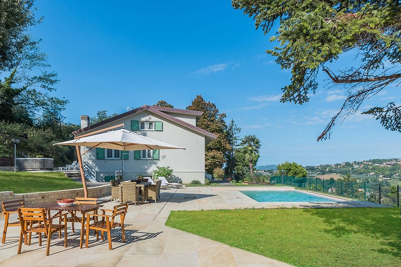 Villa Meer - Affascinante proprietà con piscina e vasca idromassaggio