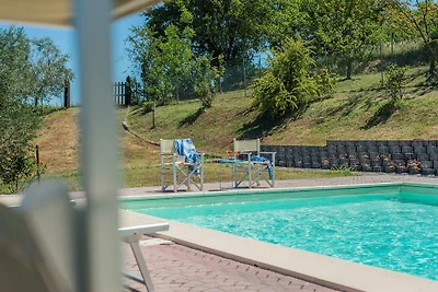 Casale Lucy