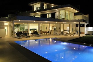 Villa Costa Azul