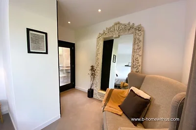 Sunny Suite