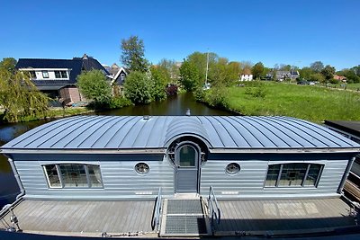 Hausboot Karma