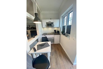 1026- Alte Da(h)me - Neu