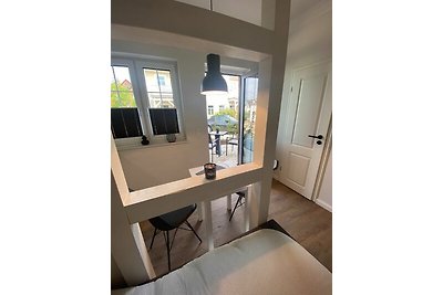 1026- Alte Da(h)me - Neu