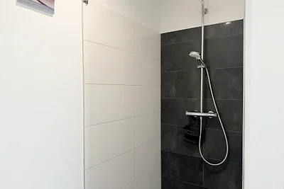 2605 - Strandwiese 18